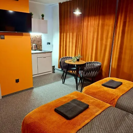 Orange Z Kuchnią I łazienką 3* Koszalin